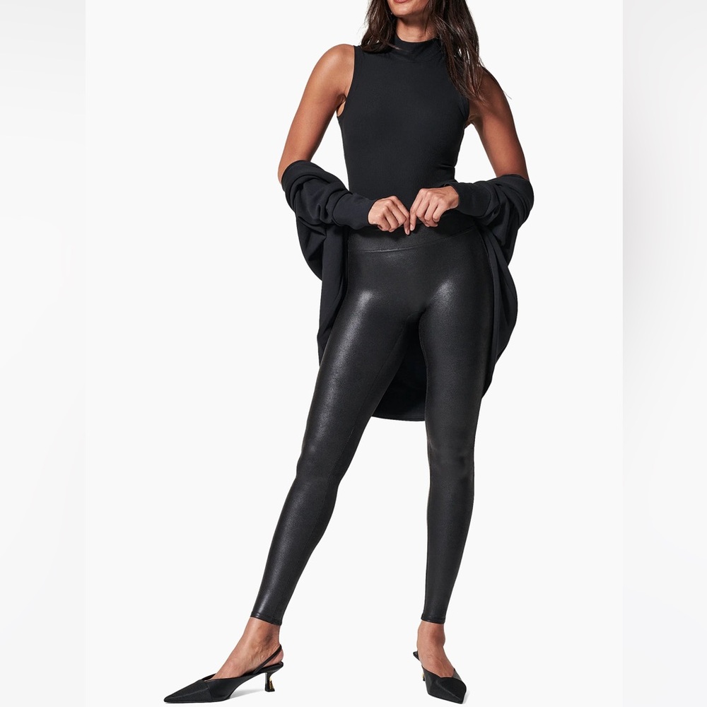 SPANX Faux Leather Leggings large